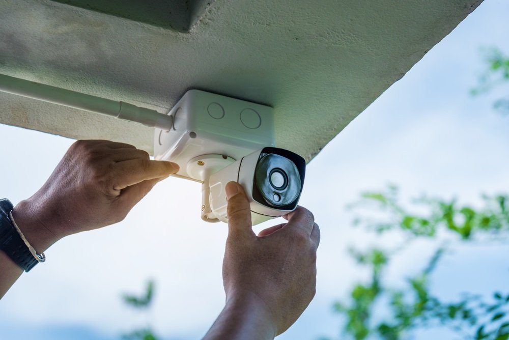 Smart Homes, Safer Lives: Integrating Security Cameras into Your Home Automation